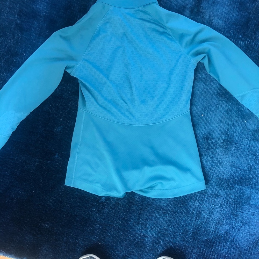 North Face Pullover - image 3